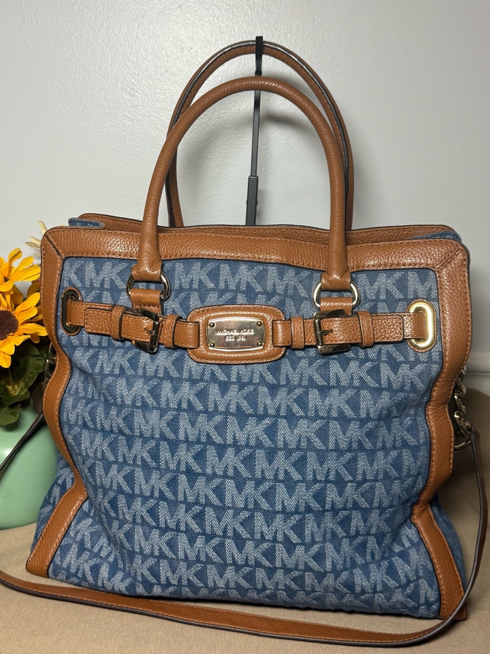 ✨Michael Kors Hamilton Frame Out Denim Tote✨ | Leather Trim